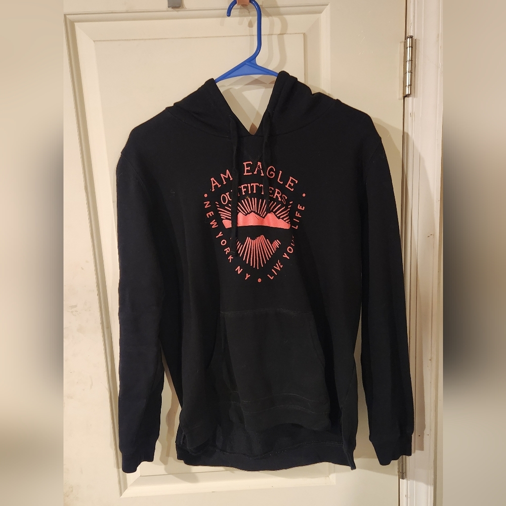 American eagle pull over hoodie